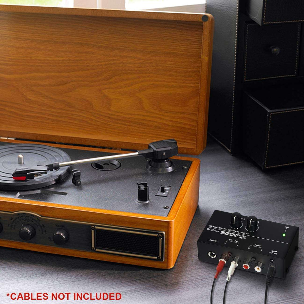 microPHONO PP500 preamplificatore ultracompatto con controlli di livello e volume V4058