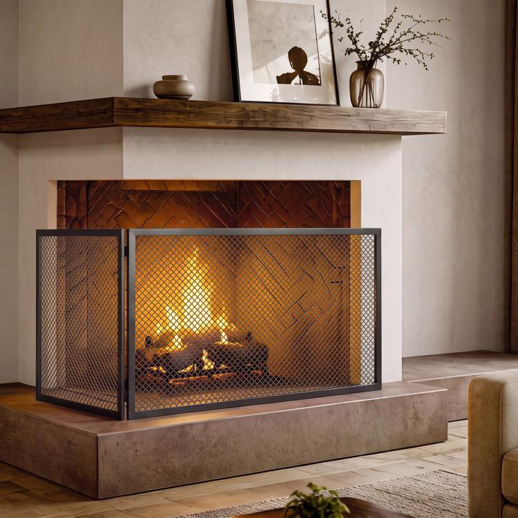 Fireplace safety screen, foldable metal spark guard, 141 x 50 cm
