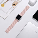 Cinturino magnetico in gomma per Apple Watch compatibile