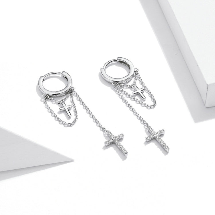 Orecchini donna croce lunga in argento 925 con zirconi