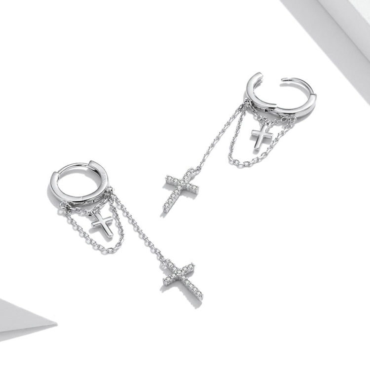 Orecchini donna croce lunga in argento 925 con zirconi