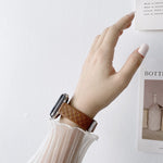 Cinturino in pelle a scacchi per Apple Watch compatibile