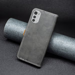 Custodia in pelle con doppio filo per Motorola Moto E32 4G e Xiaomi 12 Lite