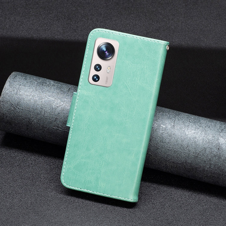 Custodia per telefono in pelle goffrata con due farfalle per Xiaomi 12 Lite
