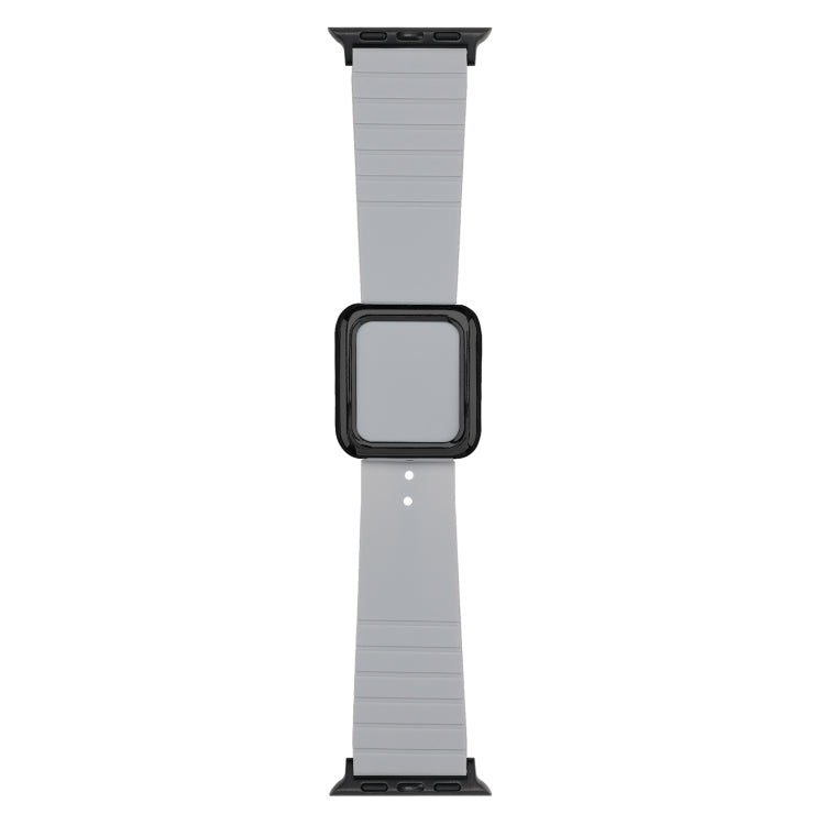Cinturino in silicone con fibbia nera per Apple Watch