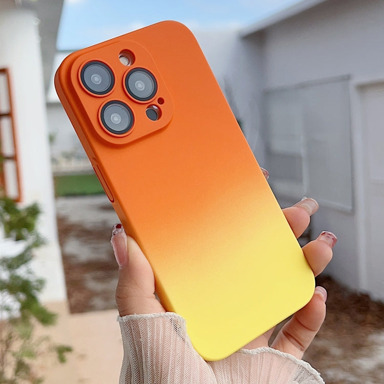 Custodia rigida sfumata per iPhone 14 Plus