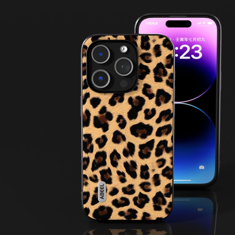 Custodia leopardata per iPhone 14 Pro e Pro Max