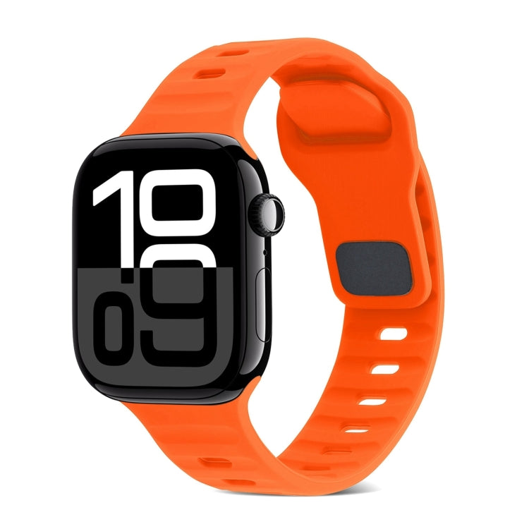 Cinturino in silicone a strisce con fibbia quadrata, For Apple Watch Series 10 46mm