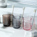 Tazza per collutorio in plastica trasparente 10x10x7.5 cm