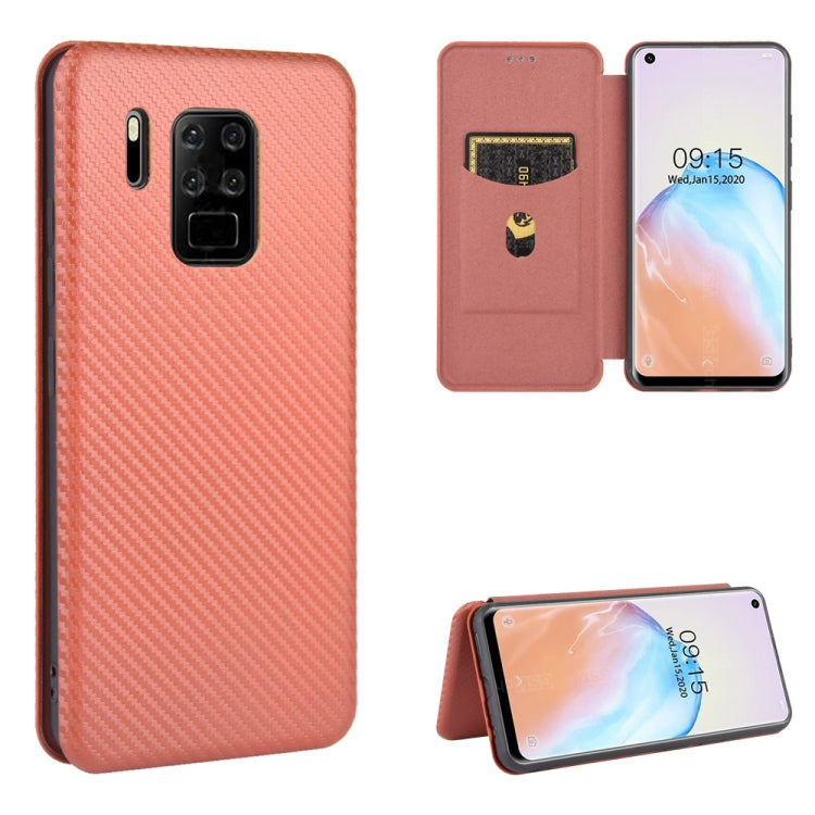 Custodia flip magnetica in fibra di carbonio con slot per schede per Oukitel C18