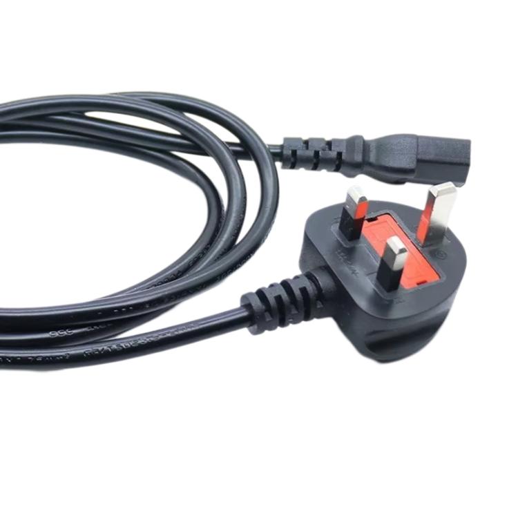 Cavo alimentazione PC con spina UK 3 pin 1.5m 1.8m