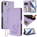 Custodia per telefono in pelle con ciondolo a forma di gatto e cuore in rilievo, completa di cinturino da polso., For iPhone 17 Pro, For iPhone 17