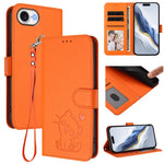 Custodia per telefono in pelle con ciondolo a forma di gatto e cuore in rilievo, completa di cinturino da polso., For iPhone 17 Pro, For iPhone 17