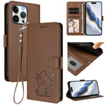 Custodia per telefono in pelle con ciondolo a forma di gatto e cuore in rilievo, completa di cinturino da polso., For iPhone Air, For iPhone 16 Pro Max