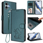 Custodia per telefono in pelle con ciondolo a forma di gatto e cuore in rilievo, completa di cinturino da polso., For iPhone 16, For iPhone 15 Pro Max