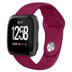 Cinturino in silicone tinta unita con fibbia a rivetto xDfind per Fitbit Versa 2 / Versa / Versa Lite, S