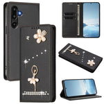Custodia ecopelle con protezione RFID e strass per Samsung Galaxy M56, F16 e F06