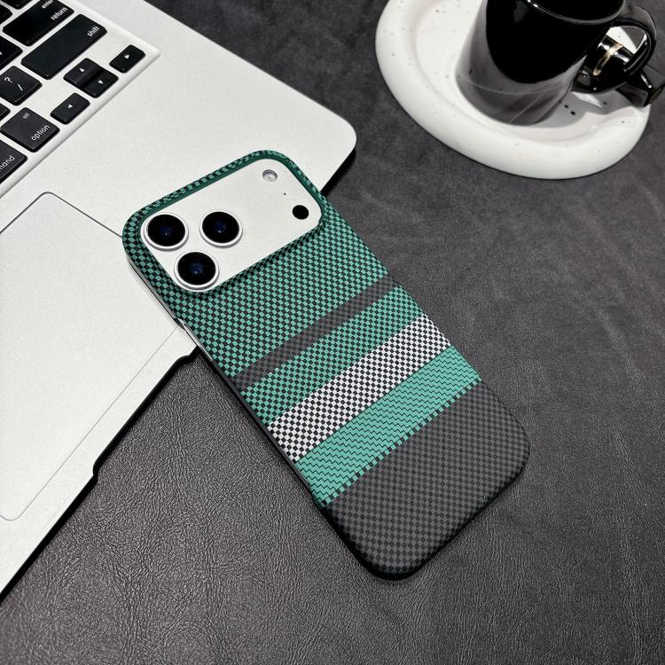 Custodia magnetica in PC effetto pelle per iPhone 17 Pro