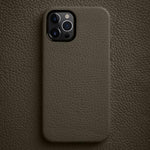 Custodia in vera pelle per iPhone 13 e 12 con cornice metallica