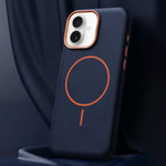 Custodia in pelle con chiusura magnetica per iPhone 16