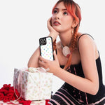 Custodia TPU con motivo WildFlow per iPhone 16