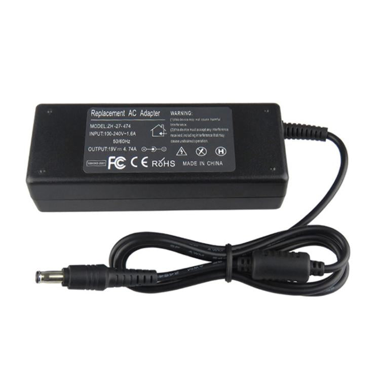 Adattatore alimentazione 19V 3,16A porta CC 5,5x3,0 mm