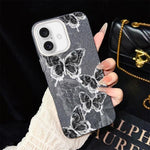 Custodia ibrida PC TPU con motivo farfalle per iPhone 17e e 16e