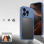 Custodia con fibbia a molla e telaio in metallo per iPhone