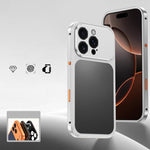 Custodia con fibbia a molla e telaio in metallo per iPhone