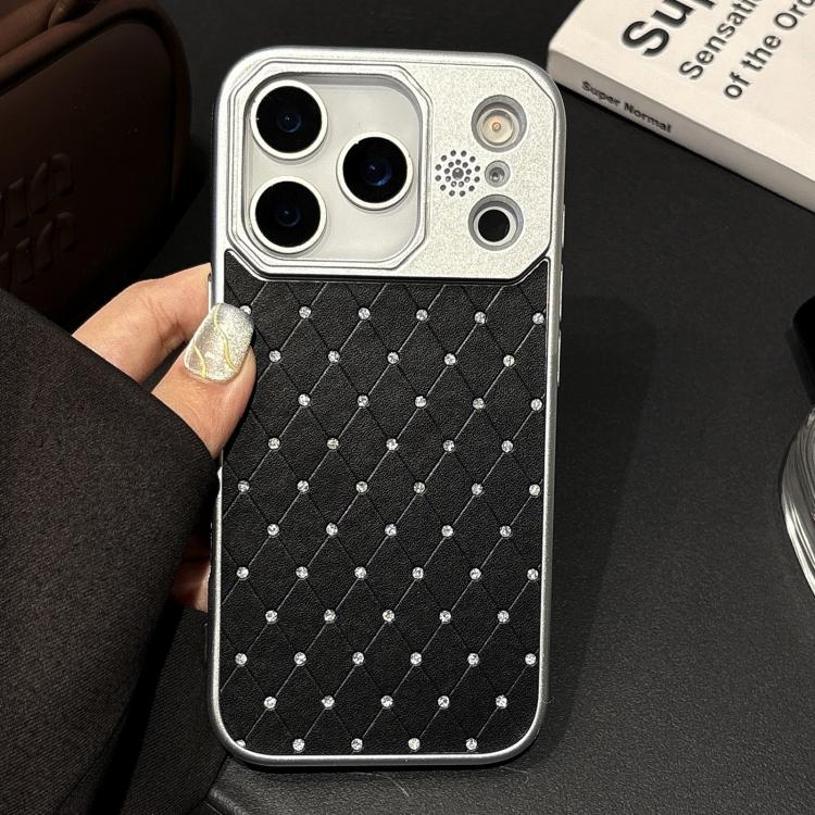Custodia in ecopelle con texture a griglia per iPhone 17 Pro Max