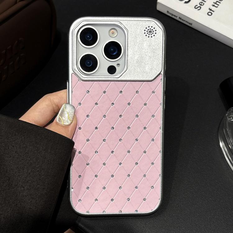 Custodia in ecopelle con texture a griglia per iPhone 17 Pro Max