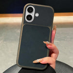 Custodia in silicone liquido effetto pelle per iPhone 17
