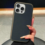 Custodia in silicone effetto pelle per iPhone 16 Pro