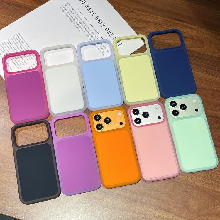 Custodia in silicone liquido effetto pelle per iPhone 15