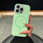 Custodia in silicone liquido magnetica per iPhone 14 Pro e 14 Pro