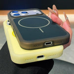 Custodia in silicone liquido magnetica per iPhone 14 Pro e 14 Pro