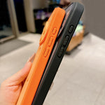 Custodia magnetica iPhone 15 Pro con cinturino e protezione obiet