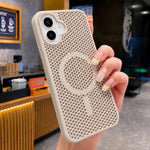 Custodia magnetica a nido d'ape per iPhone 16