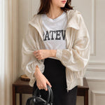 Cappotto donna leggero con cappuccio e protezione solare