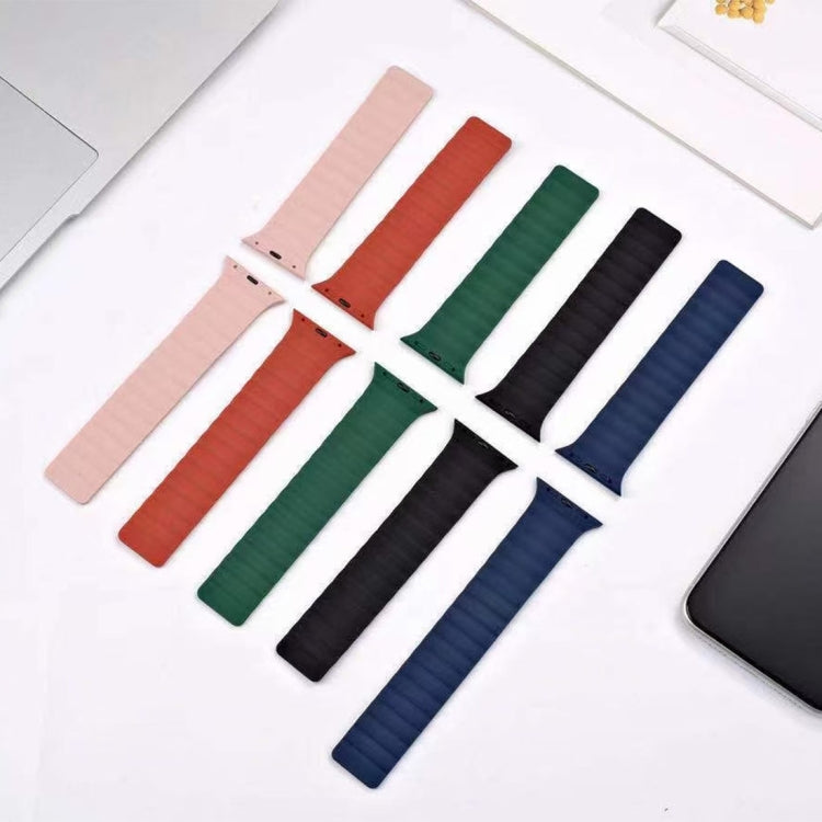 Cinturino magnetico in gomma per Apple Watch 38-41mm