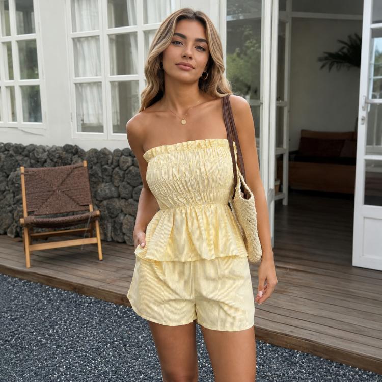 Completo donna top senza spalline e pantaloncini a righe