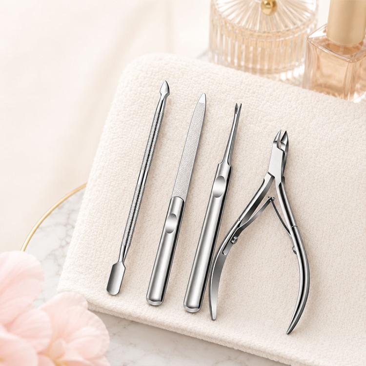 Set manicure 4 pezzi in acciaio inossidabile