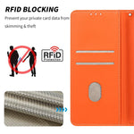 Custodia in ecopelle con motivo a meandro e protezione RFID per iPhone Air
