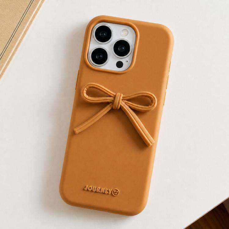 Custodia ibrida in TPU e PC con design a rigonfiamento per iPhone 16