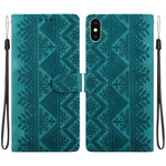 Custodia in ecopelle con motivo etnico per iPhone 11