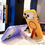 Custodia magnetica in TPU satinato con supporto per iPhone 15