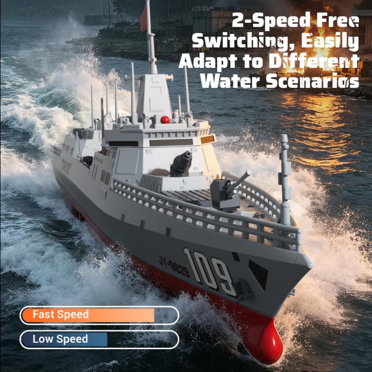Il modello JJR/C S28 2.4GHz RC Destroyer supporta la funzione di spruzzo d'acqua.