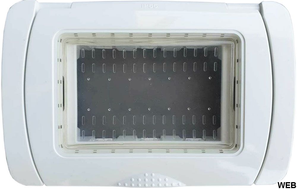 Placca idrobox IP55 3P bianca compatibile con Living International