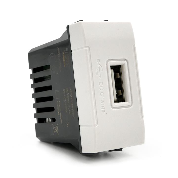 Alimentatore presa USB 5V 2A bianco compatibile Living International 6970597462885 829B/Int-Lgt EL2202