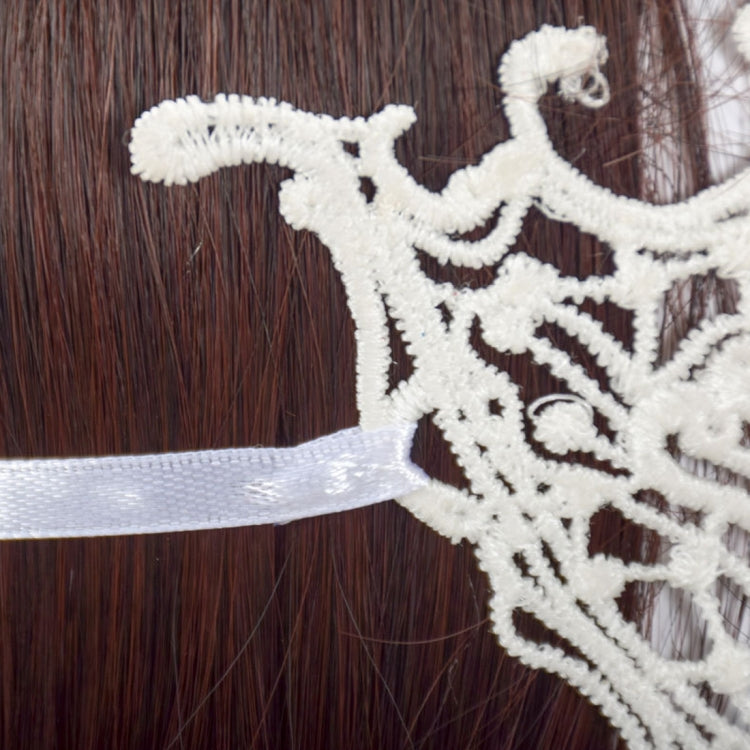 Maschera di pizzo semi-occhi donna per Halloween